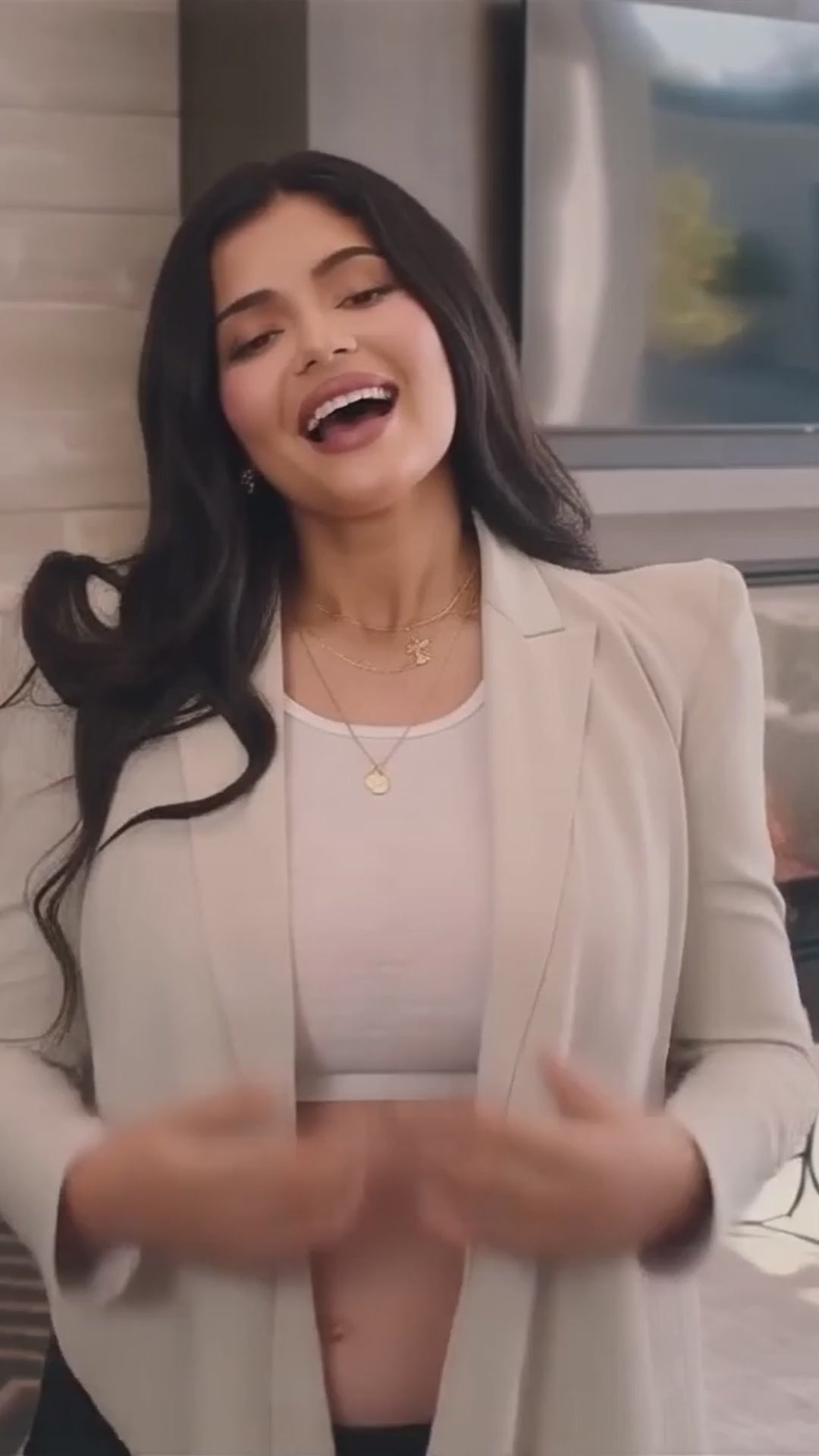 kyliejenner_Girl_Boss_Hustle_earn_10k_from_home